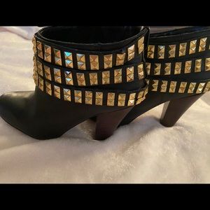 Betsey Johnson ankle high leather boot